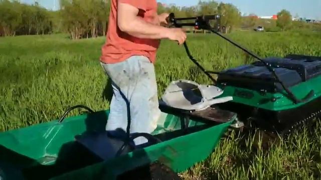 Не Ростин Пакатушки возле гаража дальше боюсь.... смотреть онлайн