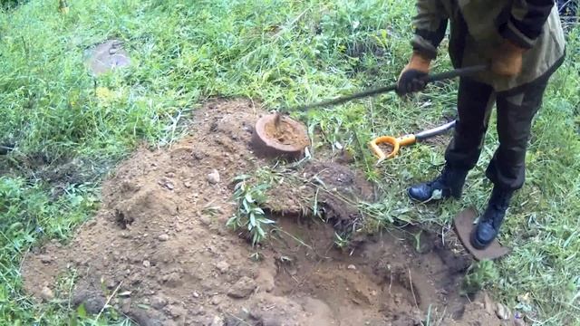 КОПАЛИ МЕТАЛЛОЛОМ, А НАШЛИ СНАРЯД смотреть онлайн