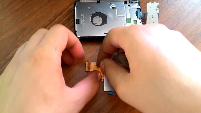 Замена матрицы (дисплея) на фотоаппарате Samsung ST72 смотреть онлайн