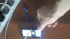 как включить телефон без батареи через блок питания, how to turn on the phone without battery