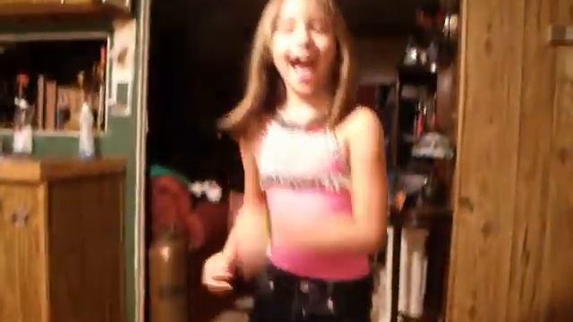Madison doing the Hoedown! смотреть онлайн