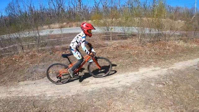 Открытый Кубок Владивостока МТВ ХСЕ (гонка с выбыванием), МТВ ХСС (гонка шорт-трек с выбыванием) смотреть онлайн