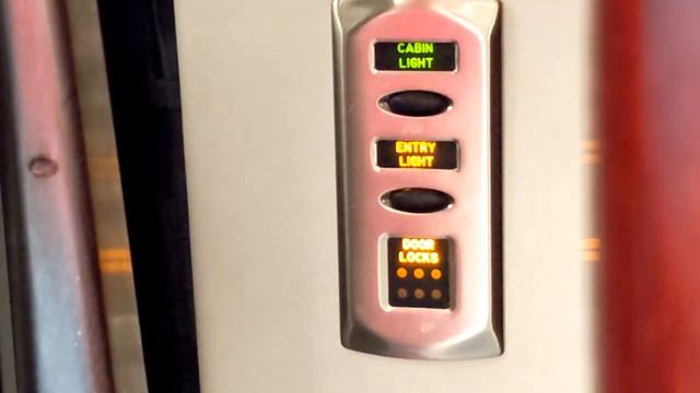 Citation Excel/XLS - Cabin Door Indicator Lights смотреть онлайн