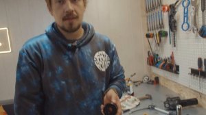 Переборка заднего амортизатора на эндуро мотоцикле