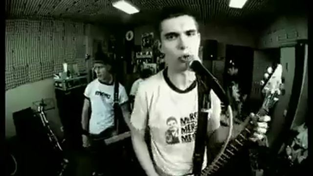 Noize MC "За закрытой дверью" смотреть онлайн