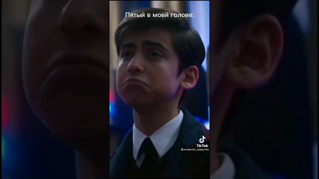Несколько офигенных видео из тик тока с Пятым.Академия Амбрелла. смотреть онлайн