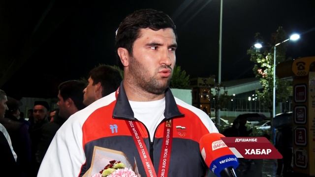 Темур Раҳимов бо нишони биринҷии Гранд Слам ба Ватан баргашт смотреть онлайн