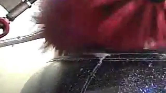 Работа щеточного модуля TOP BRUSH. Конвейерная мойка АВИК. Текстильная технология автомойки смотреть онлайн