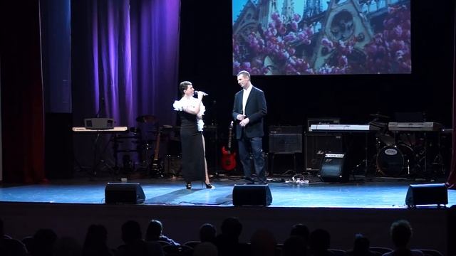 Дуэт Надежда Ненаглядова и Евгений Петров, п. Сандово смотреть онлайн