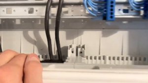 Расключение слаботочного щита с блоками питания .