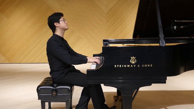 J. S. Bach: Organ Fugue in G minor "The Little" BWV 578 (Matthew Ming Li, piano) смотреть онлайн