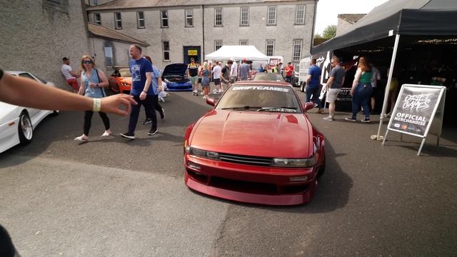 Surprising everyone at a car show with our V8 Datsun 240Z! смотреть онлайн