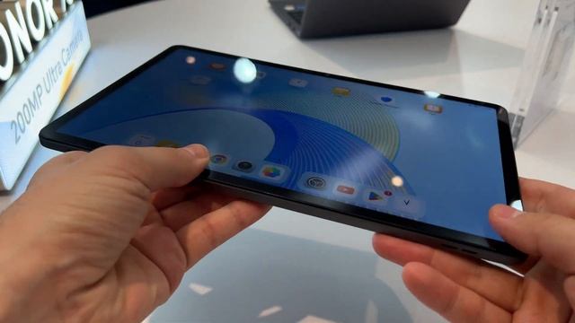 HONOR Pad X9 Hands-On Preview from the Launch Event from Paris смотреть онлайн