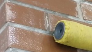 Как убрать Высолы на фасаде дома - Соль на кирпичной стене