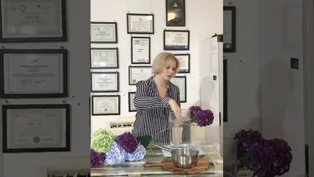 Секреты флористов. Гортензия. Что делать если быстро завяла? смотреть онлайн