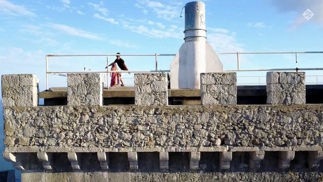 Street Surfing | Shark Attack | NEW смотреть онлайн