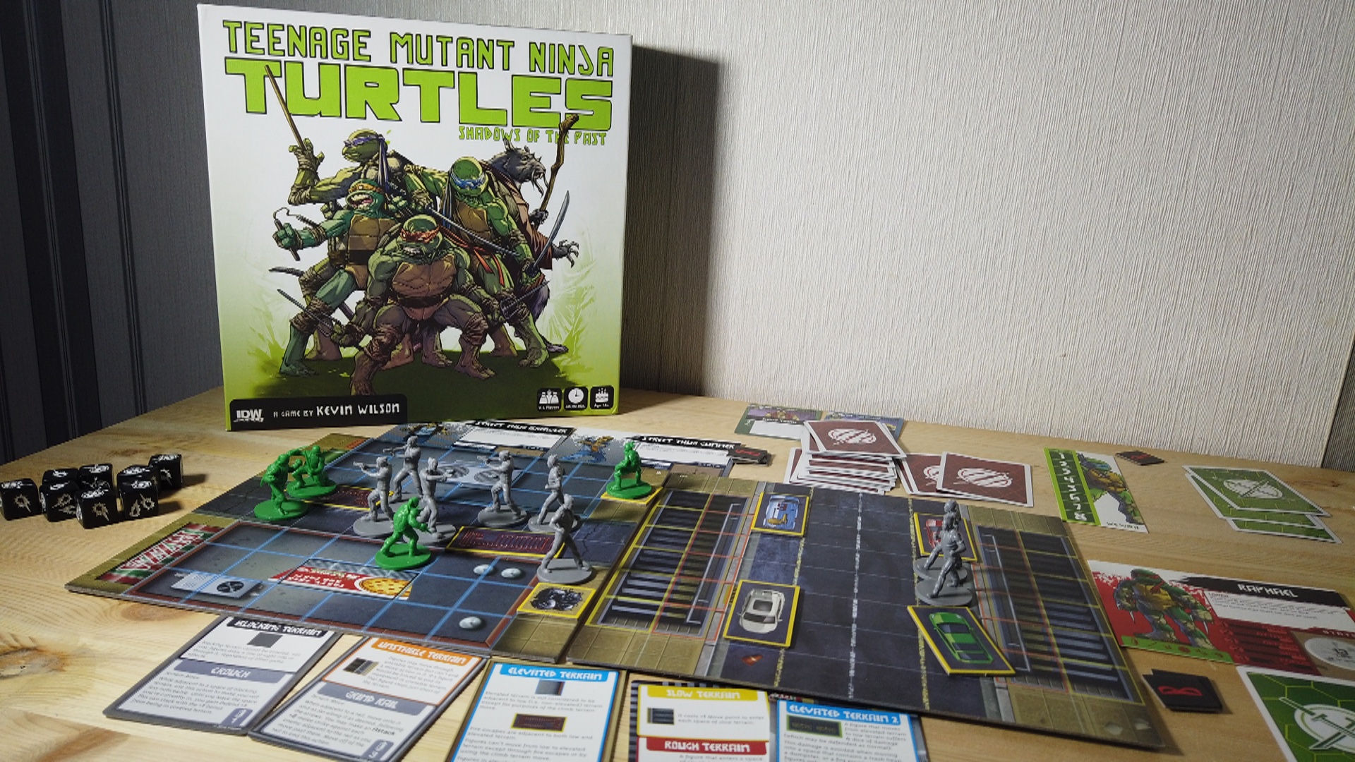 Настольная игра Teenage Mutant Ninja Turtles : Shadows of the Past смотреть онлайн
