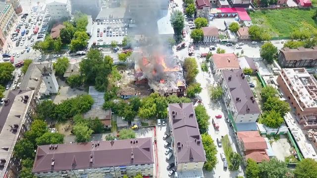 Пожар в доме купца Жернакова на улице Осипенко Тюмень смотреть онлайн
