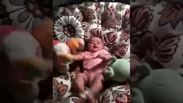Liana in Papasan chair смотреть онлайн