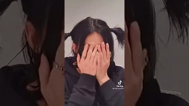 Hyunjin short hair? смотреть онлайн