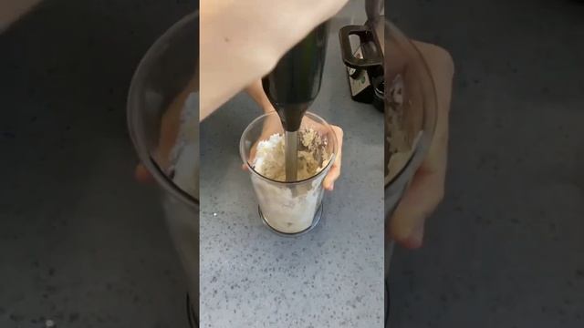 Паштет из консервированной горбуши. Всего 3 недорогих ингредиента и шикарный завтрак готов! смотреть онлайн