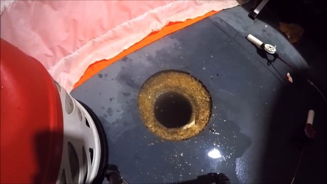 Первый лед - Уелги. Лучшая зимняя рыбалка на карася. Ночная ловля карася. Icefishing.