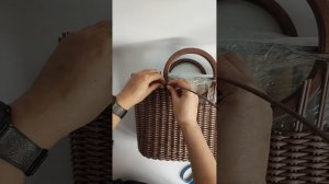 Плетем летнюю сумку из бумажной лозы, часть 2.