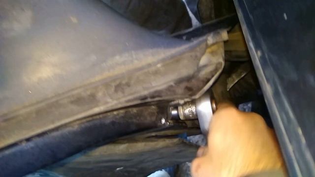 Audi 100 - Дверная ручка, съём обшивки двери, рамки двери