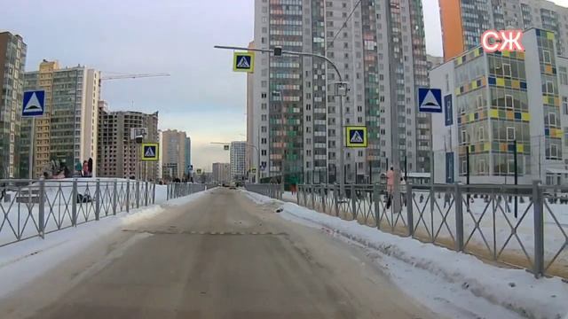 На машине по дорогам Мурино. Вечером смотрится очень красиво (в конце) смотреть онлайн