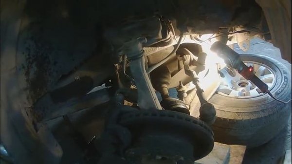 Mazda BT-50. Не работает передний мост, причина.