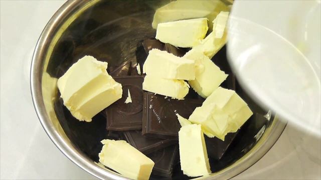 Супер быстрая Вкусная и Простая ГЛАЗУРЬ ДЛЯ ТОРТА. Как приготовить глазурь для торта Без какао смотреть онлайн