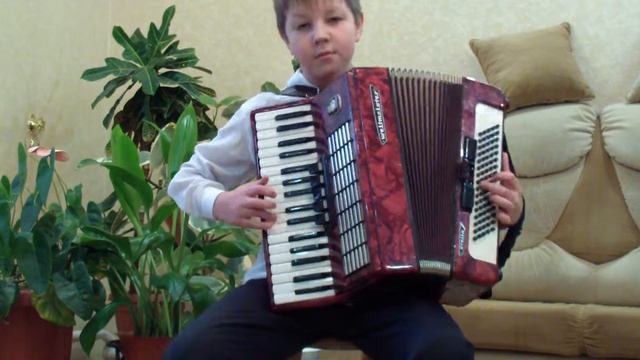 КаК я играю на аккардеоне ПОЛЬКУ смотреть онлайн