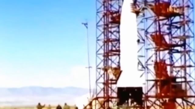 ТАИНСТВЕННЫЙ ИНЦИДЕНТ С НЛО В АНГЛИИ ОШАРАШИЛ ВЕСЬ МИР! ОЧЕВИДЦЫ ОНЕМЕЛИ ОТ СТР.АХА! смотреть онлайн