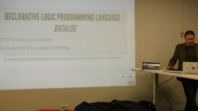 MoscowClojureMeetup - Александр Петров - Факты про Datomic смотреть онлайн