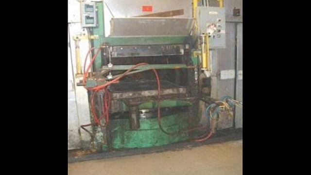 36 in. x 36 in. EEMCO 880 Ton Slab Side Press # 2161-516 смотреть онлайн
