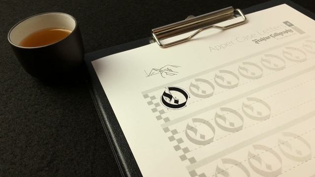 17 УРОК. Заглавные буквы «M N O P Q R». Готическая каллиграфия. Fraktur. смотреть онлайн