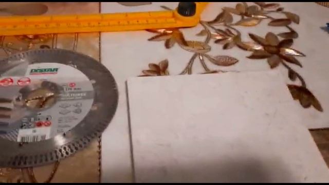 ХИТРОСТИ ПРИ УКЛАДКЕ ПЛИТКИ ПРОСТО О СЛОЖНОМ смотреть онлайн