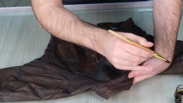 Что делать если кожаная куртка устарела ? смотреть онлайн