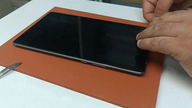 Скрываем Huawei Mediapad M5 8.4