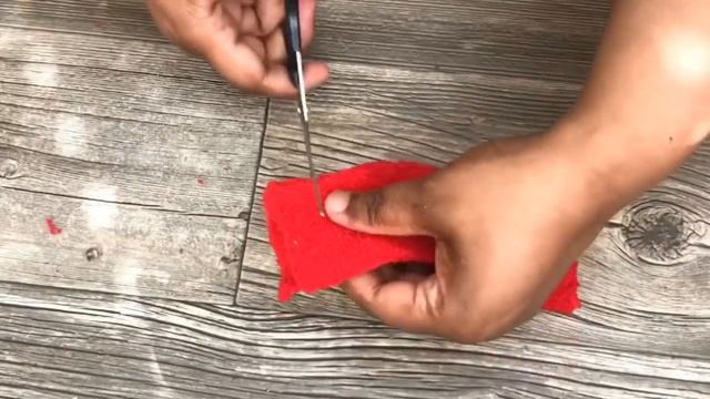 How to Make a DIY Face Mask using a SOCK NO SEWING | EASY FAST SOCK MASK DIY смотреть онлайн