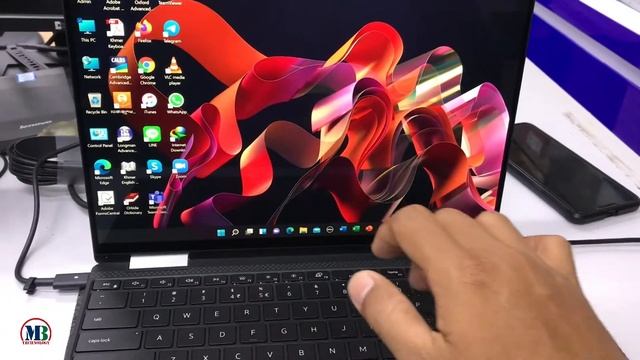Dell XPS 9310 2-IN-1 Touch Core i5-1135G7 смотреть онлайн