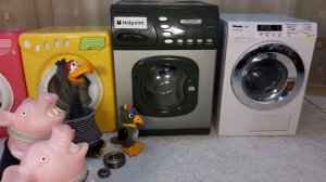 ? Heavy items in washing machines by HAPPY PIGS (toy washing machines modified)