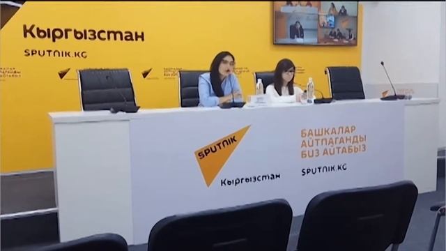 В Кыргызстане волонтеры открыли сердце пострадавшим во время авиакатастрофы в селе Дача -Су смотреть онлайн