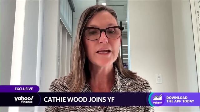 Cathie Wood speaks on the Fed, energy, ARK ETF, crypto, Elon Musk смотреть онлайн