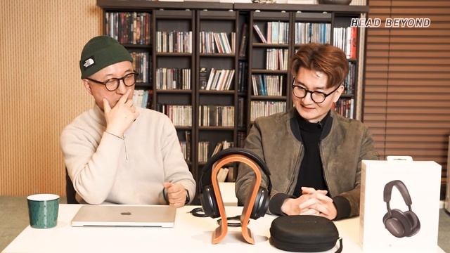 이거 쓰고 나가~ 멋지고 깔끔하게 걷고 싶다면 B&W PX7 S2e смотреть онлайн