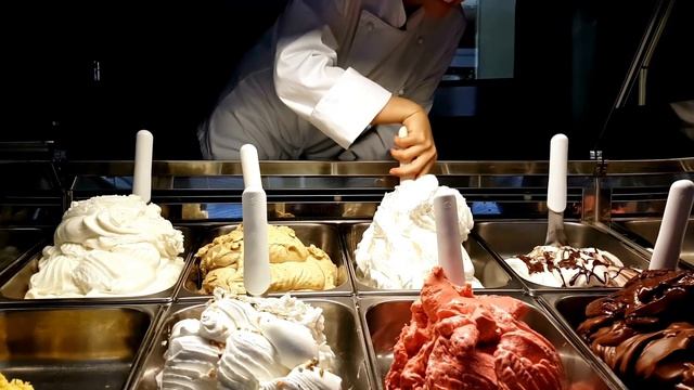 Italian Food for Kids! | Around the World Series | Wonderful World English смотреть онлайн