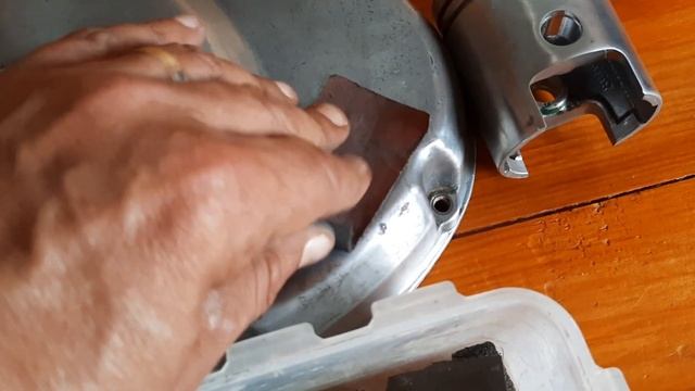 Не выбрасывай старую наждачку, она ещё пригодится. смотреть онлайн