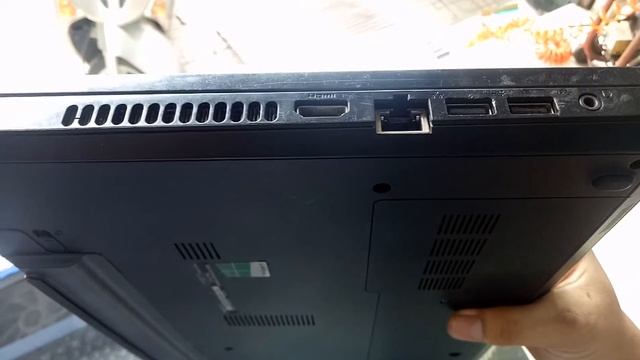 Laptop DELL INSPIRON 3543 I7 5500U 4G SSD 120G смотреть онлайн