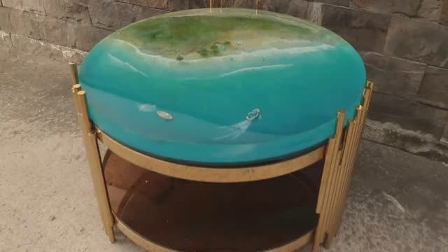 Ocean. Стол из эпоксидной смолы.