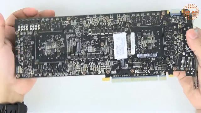 MSI GTX 690 4GB Unboxing Arabic смотреть онлайн